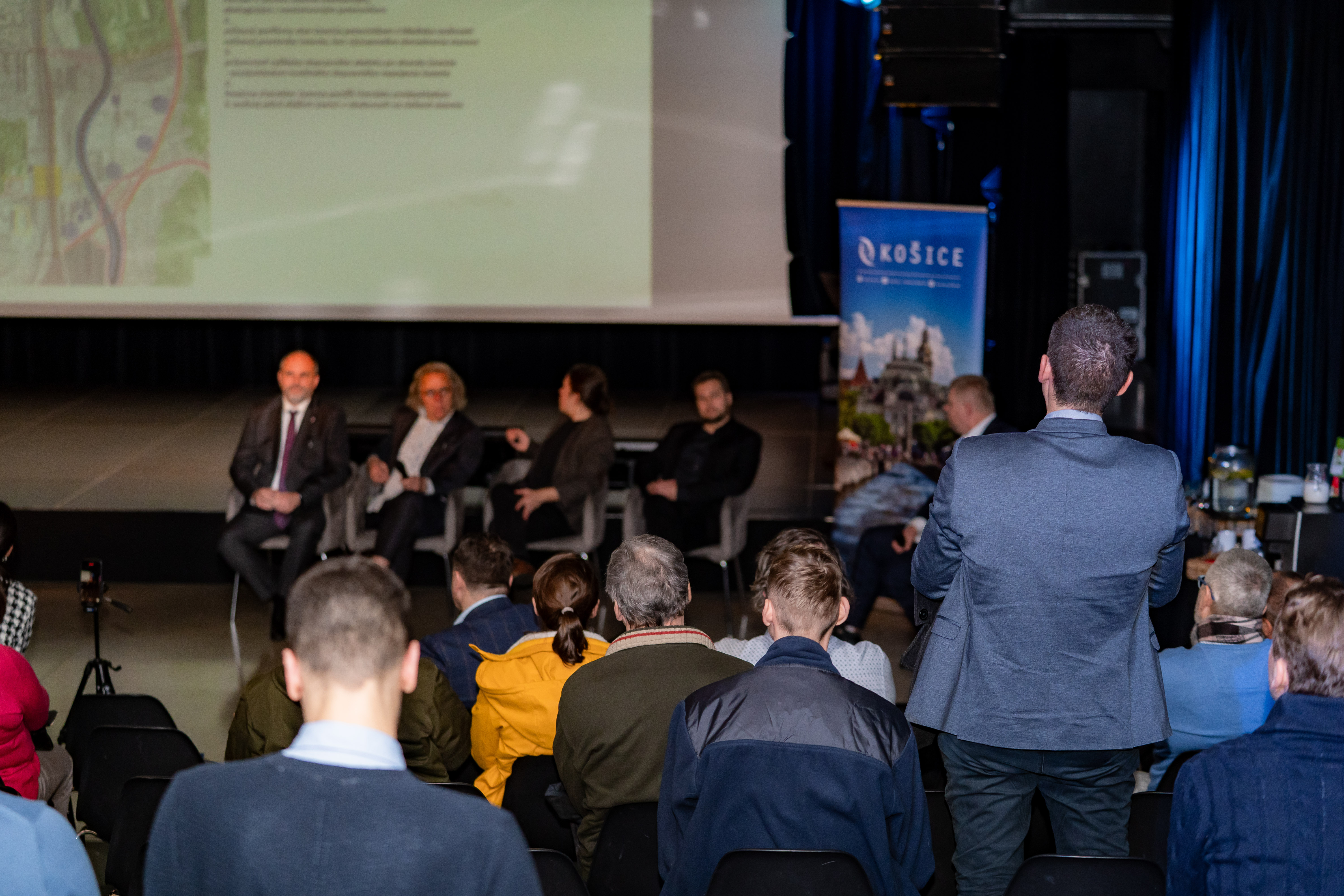 Verejna Prezentacia Nove mestske centrum Hornad - UHA-27